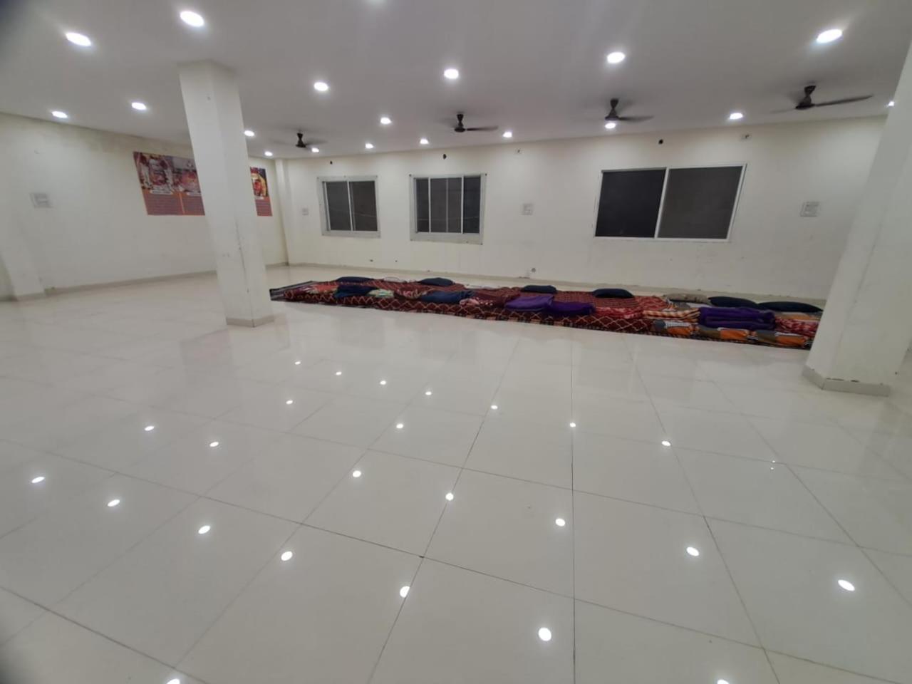 乌贾因 Shree Sawariya Yatri Grah酒店 外观 照片